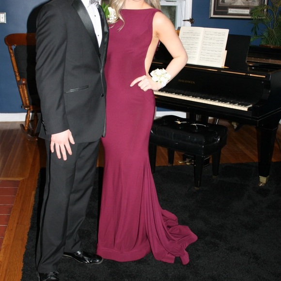 beautiful jovani prom dress